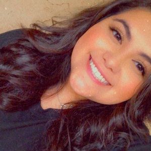 Meet your Posher, Yaritza